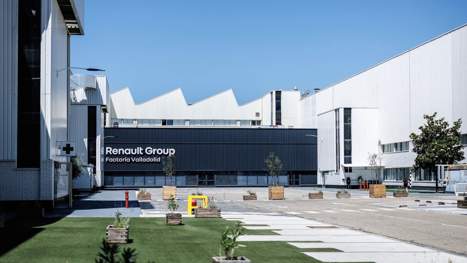 Renault İspanya'ya 600 Milyon Euro Yatırıyor: Elektrikli Platform Palencia'ya