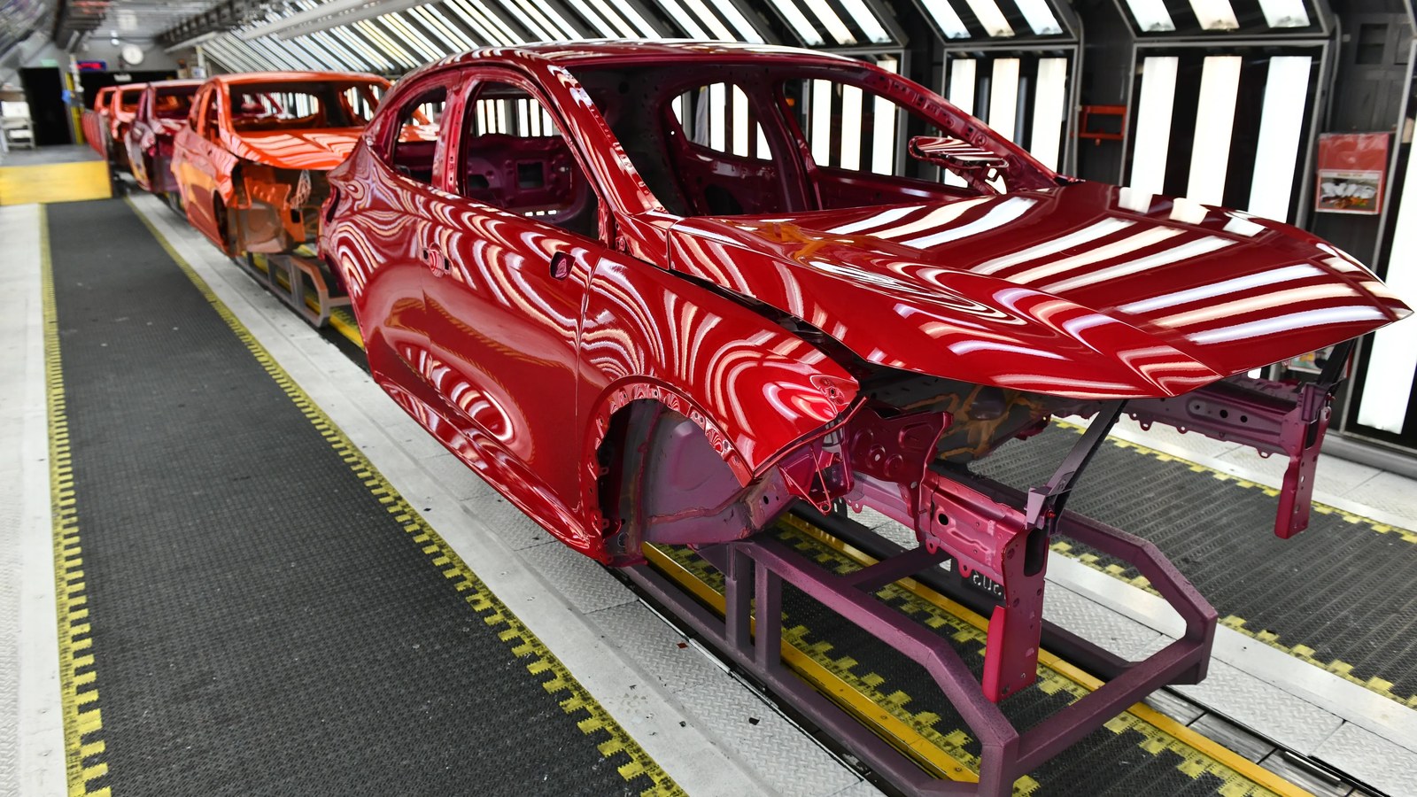 Otomotiv İhracatı Ağustos'ta Yüzde 2,3 Arttı: Sekiz Ayda 27,2 Milyar Dolar Aşıldı