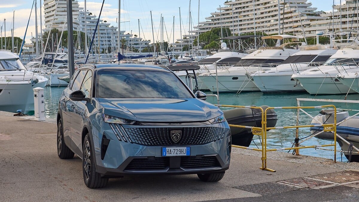 Peugeot 5008 Plug-in Hibrit Testi: Batarya Bitince Tüketim Kaça Çıkıyor?