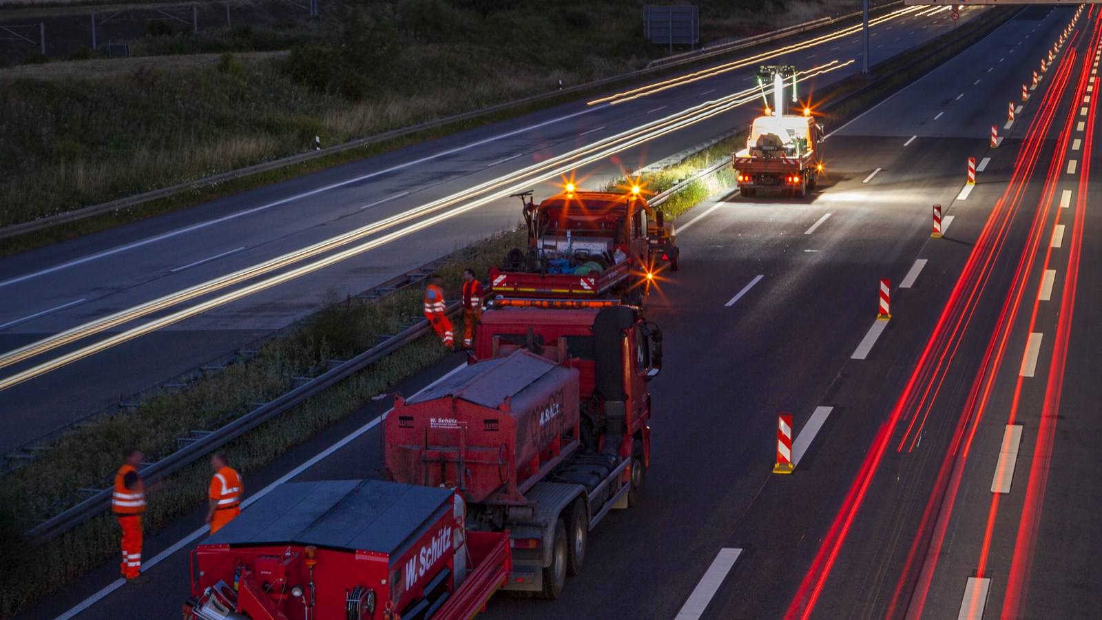 ADAC Gece Testi: Acil Fren Asistanlarının Neredeyse Tamamı Reflektörlü İş ve Çocuk Kıyafetinde Yetersiz Kaldı