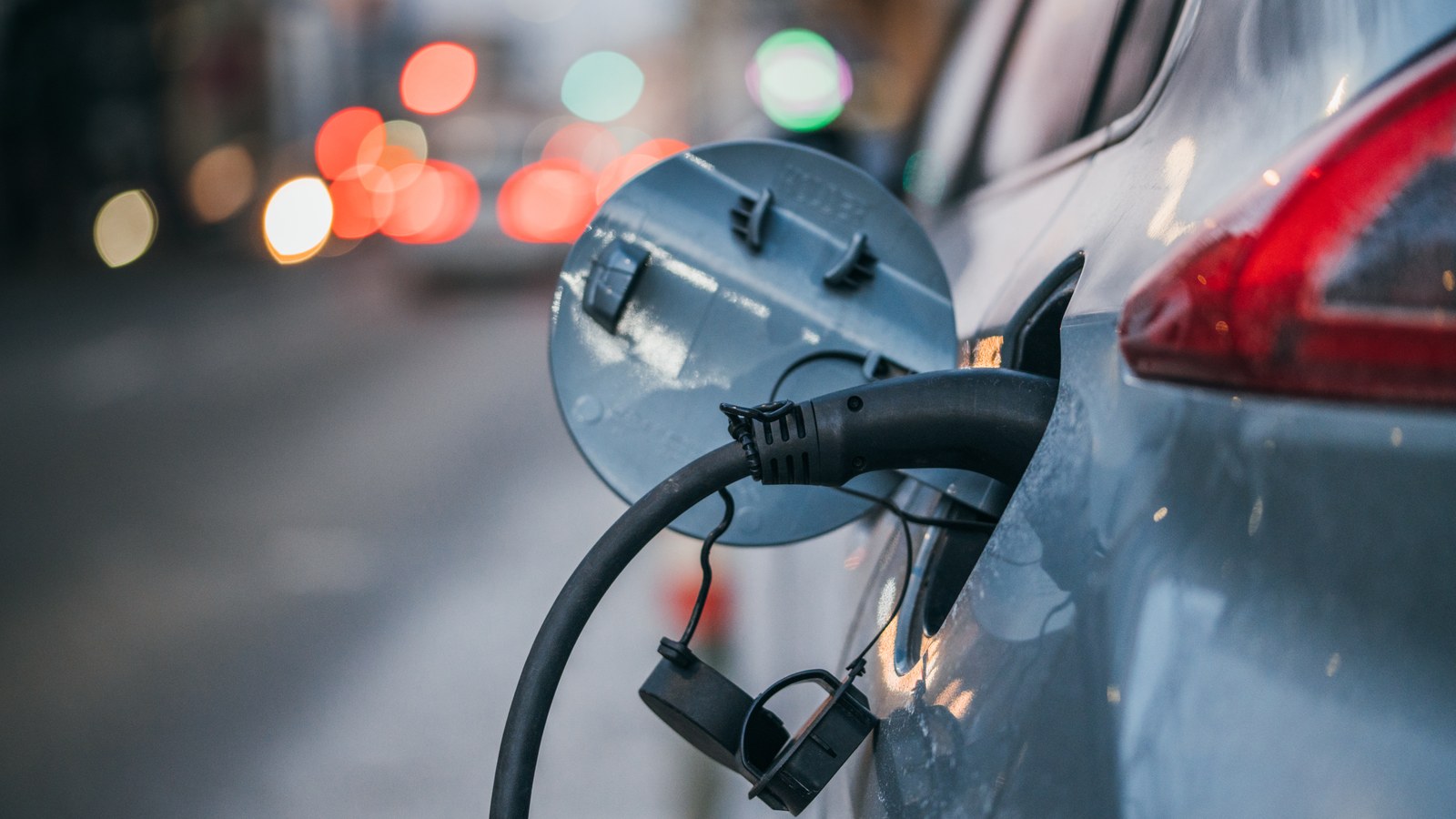 1.000 Volt Mimarisi ve 5,5 Dakikada Şarj İddiası: Rakamlar Ne Kadar Gerçek?