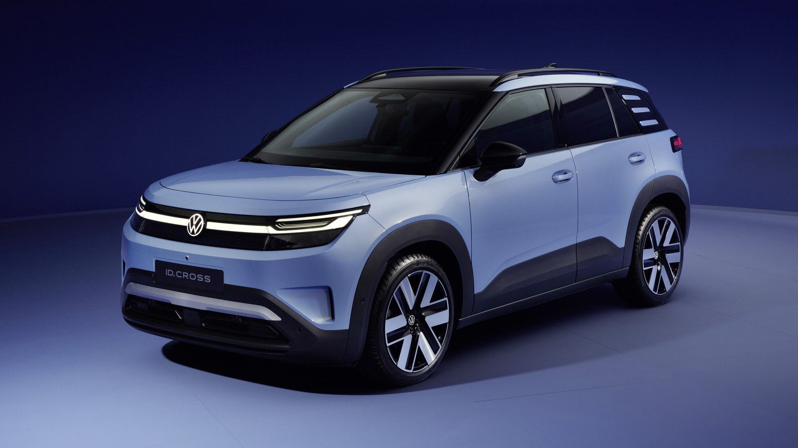 Volkswagen ID. Cross'un 37 kWh Bataryalı Sürümü Siparişe Açıldı: WLTP Menzili 324 km'ye Kadar, Almanya'da 27.995 Euro'dan