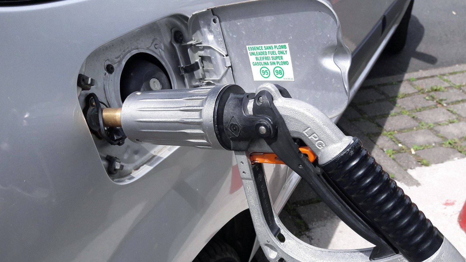 Motorin ÖTV Zammı Sürüyor: Dizel Sahibi İçin LPG Neden Çözüm Değil?