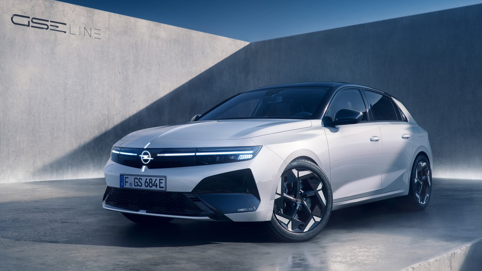 Opel Astra GSE Line Paris'te Tanıtıldı: İlkbahar 2027'de Satışta