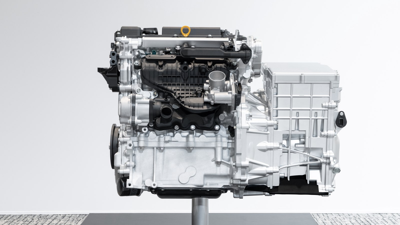 Toyota Yeni Nesil Hibrit Sistemini Açıkladı: 4 Silindirli 1,5 Litre Motor, %15'ten Fazla Yakıt Verimi Hedefi ve Ortak Platform