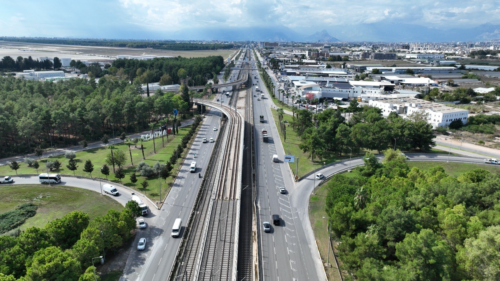 Antalya'da COP31 Trafik Tedbirleri: 9–13 Kasım'da Yük Taşımacılığı ve Şehirler Arası Otobüslere 22.00–06.00 Düzenlemesi Planlanıyor